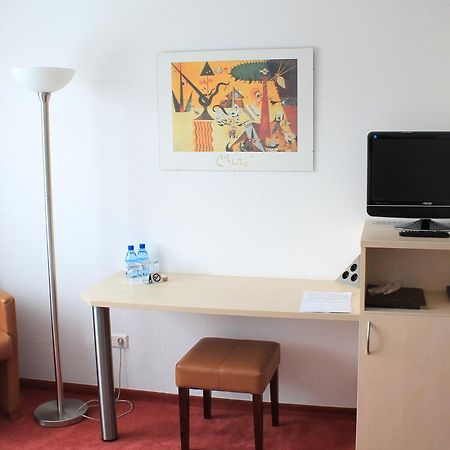 Hotel Am Bad Esslingen am Neckar Екстер'єр фото