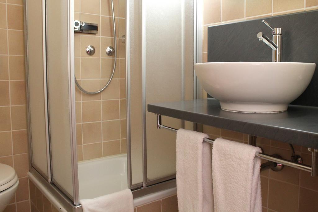 Hotel Am Bad Esslingen am Neckar Екстер'єр фото