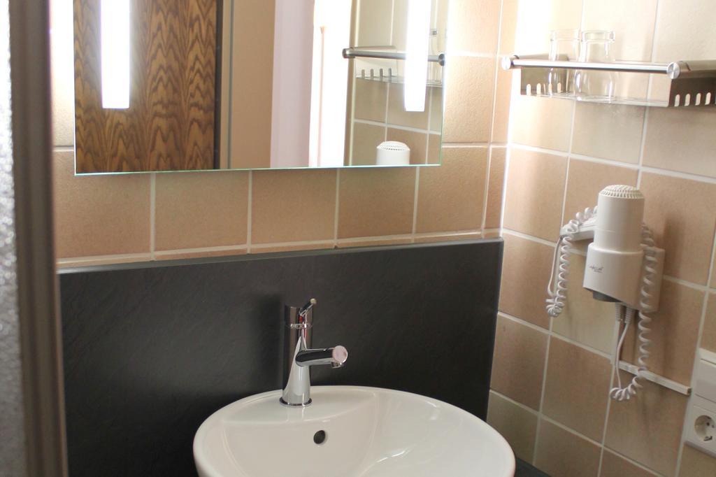 Hotel Am Bad Esslingen am Neckar Екстер'єр фото
